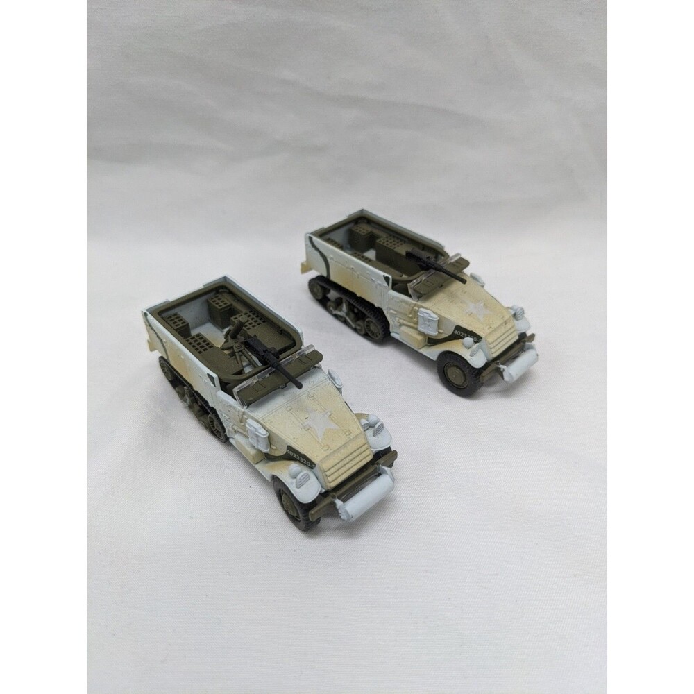 Lot Of (2) Johnny Lightning 2000 Playing Mantis Jeep With Gun Diecast Tank